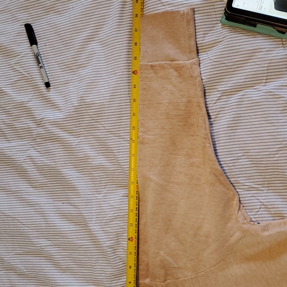 🔥$5 SALE! Xhilaration sweatshirt. Sz M camel colour "❤️ days off" - Picture 7 of 9